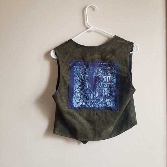 VNTG • Leather Vest • ft. buffalo backpatch and antler buttons • Sterling Sport - Picture 2 of 5